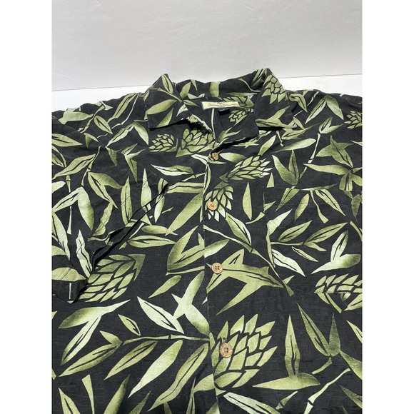 Tommy Bahama Hawaiian Shirt Mens L Floral Black 100% Silk Short Sleeve - Picture 1 of 4
